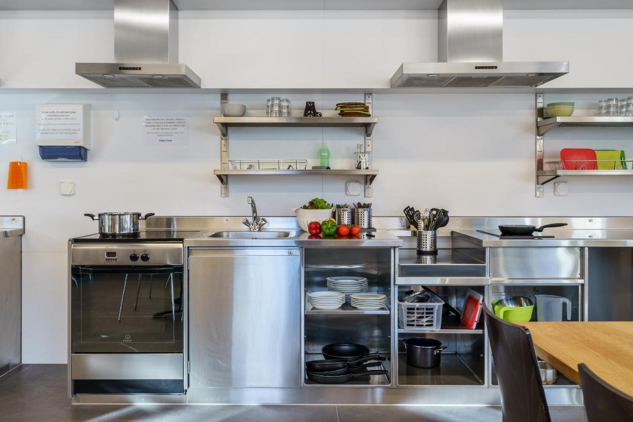 Backpackers Villa Sonnenhof - Hostel Интерлакен Экстерьер фото