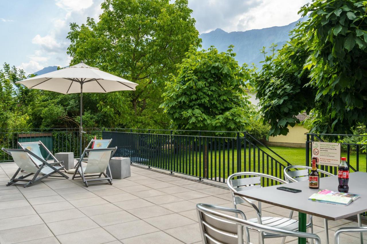 Backpackers Villa Sonnenhof - Hostel Интерлакен Экстерьер фото